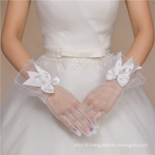 Robe de mariée en mariée blanche à bas prix poignet appliques en dentelle gants en dentelle